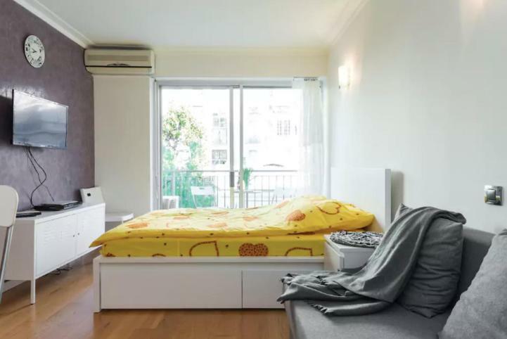 Quiet Studio With A Big Balcony นีซ ภายนอก รูปภาพ